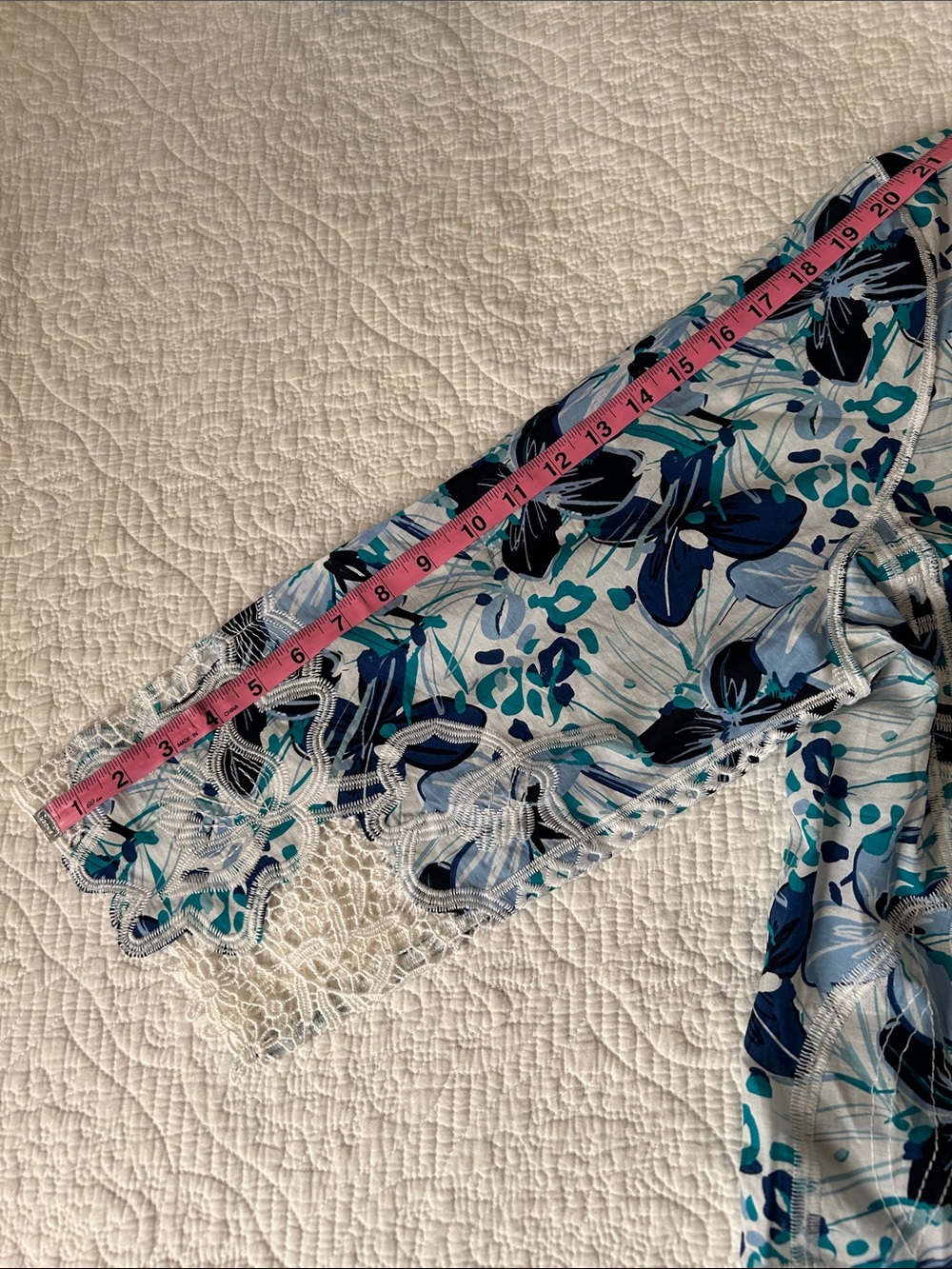 NWT Chico's White Floral Tunic with Blue & Teal with embroidery and lace - Picture 13 of 14